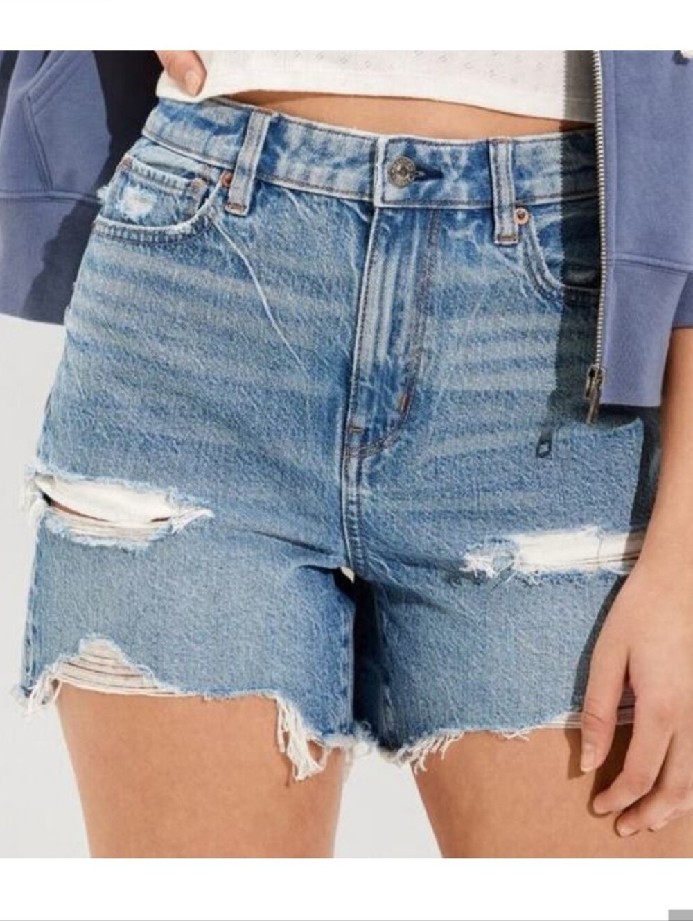 American Eagle Baggy Mom Short High Rise Distressed Denim AE Size 4